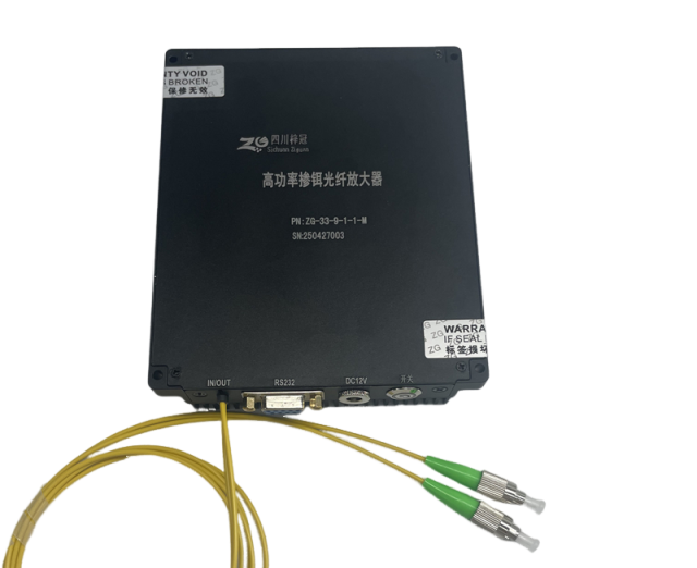 高功率掺铒光纤放大器